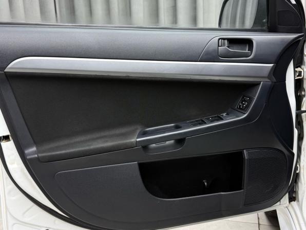 Mitsubishi Lancer X Рестайлинг с пробегом 2011 года, цена 899 000 рублей, 249993 км, седан, Автокод Объявления