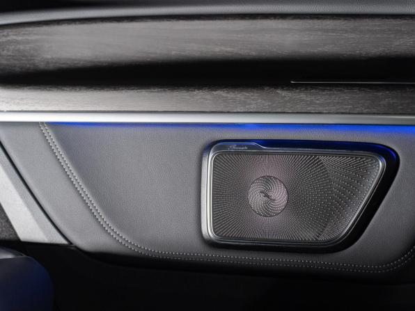 Новый Mercedes-Benz V-Класс III (W447) Рестайлинг 2 2026 года, цена 15 490 000 рублей, минивэн, Автокод Объявления