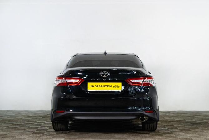Toyota Camry VIII (XV70) Рестайлинг с пробегом 2021 года, цена 3 949 000 рублей, 61100 км, седан, Автокод Объявления