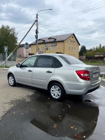 Lada (ВАЗ) Granta I Рестайлинг с пробегом 2020 года, цена 560 000 рублей, 130000 км, седан, Автокод Объявления