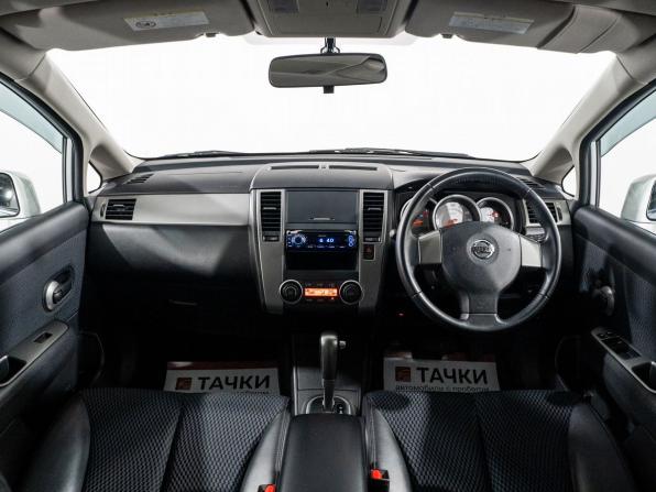Nissan Tiida I с пробегом 2010 года, цена 890 500 рублей, 59306 км, хэтчбек, Автокод Объявления