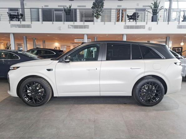 Li Auto (Lixiang) L6 с пробегом 2024 года, цена 6 450 000 рублей, 20393 км, внедорожник, Автокод Объявления