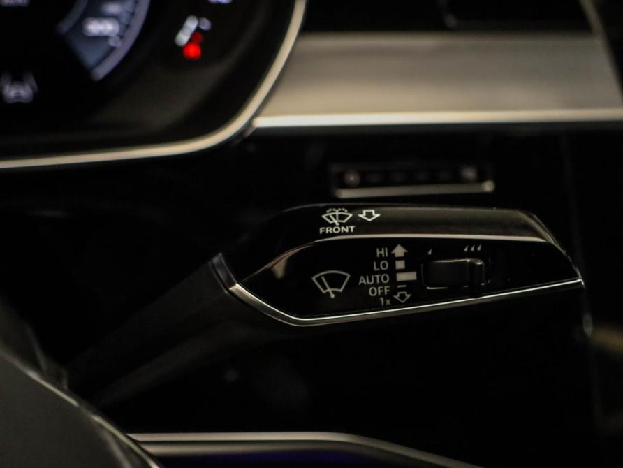 Audi A8 IV (D5) Москва  - изображение 13
