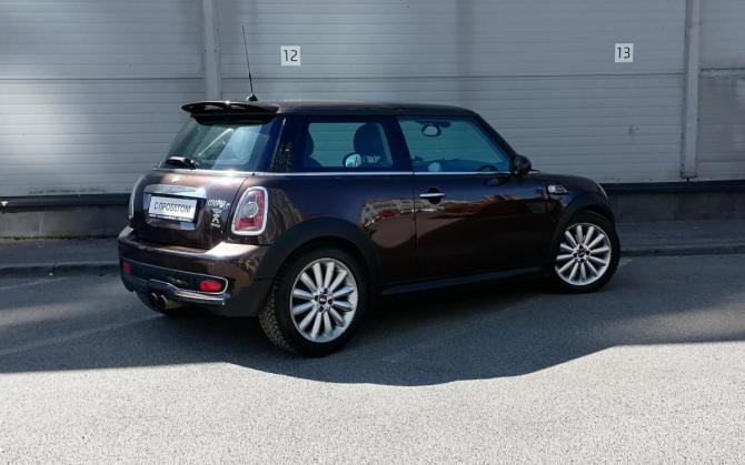 Mini Hatch II (R56) Рестайлинг с пробегом 2010 года, цена 989 000 рублей, 132620 км, хэтчбек, Автокод Объявления