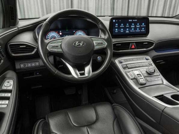 Hyundai Santa Fe IV Рестайлинг с пробегом 2022 года, цена 3 950 000 рублей, 40642 км, внедорожник, Автокод Объявления