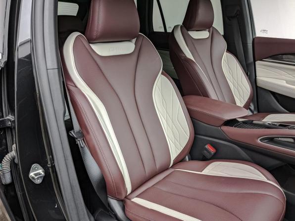 Geely Monjaro I с пробегом 2024 года, цена 3 485 000 рублей, 28200 км, внедорожник, Автокод Объявления