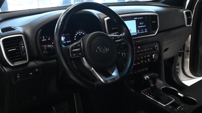 Kia Sportage IV Рестайлинг с пробегом 2020 года, цена 2 485 000 рублей, 60552 км, внедорожник, Автокод Объявления