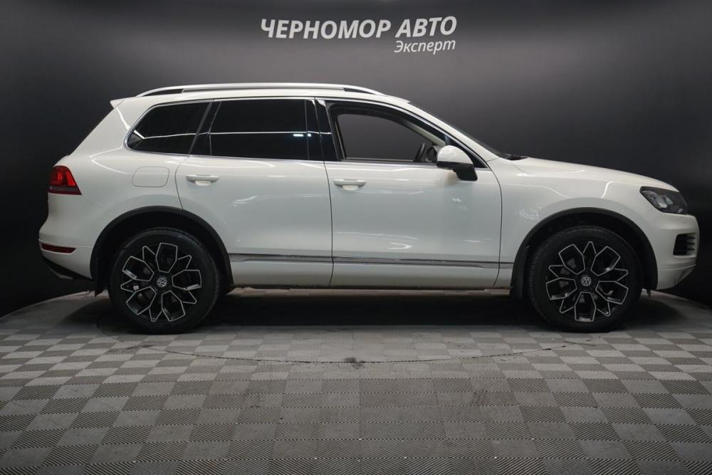 Volkswagen Touareg II Крым  - изображение 6