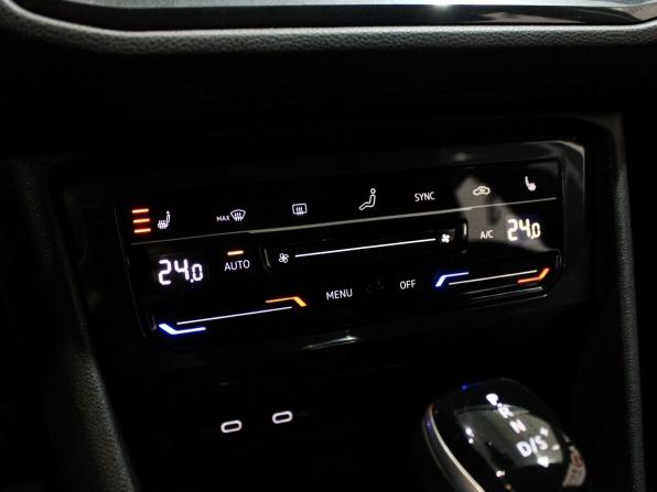Volkswagen Tiguan II Рестайлинг с пробегом 2020 года, цена 3 139 000 рублей, 59427 км, внедорожник, Автокод Объявления