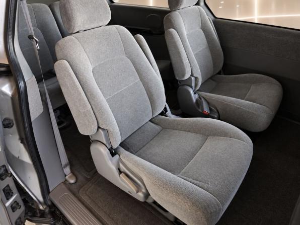 Kia Carnival I Рестайлинг с пробегом 2004 года, цена 345 000 рублей, 317000 км, минивэн, Автокод Объявления