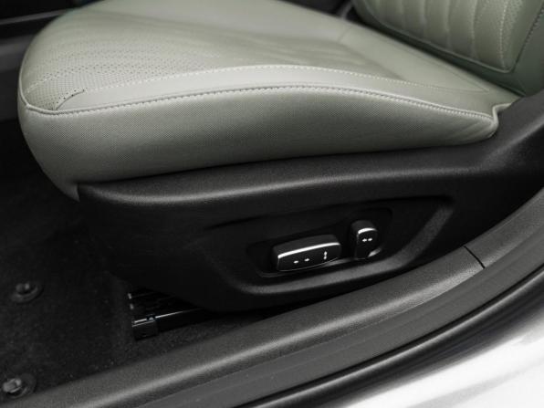 Changan Lamore с пробегом 2024 года, цена 2 090 000 рублей, 14506 км, седан, Автокод Объявления