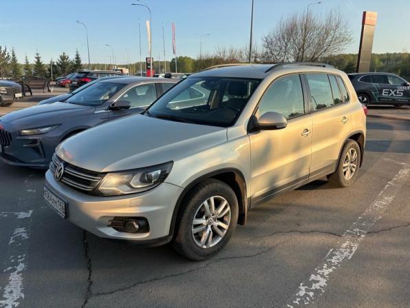 Volkswagen Tiguan I Рестайлинг с пробегом 2011 года, цена 1 199 000 рублей, 245134 км, внедорожник, Автокод Объявления