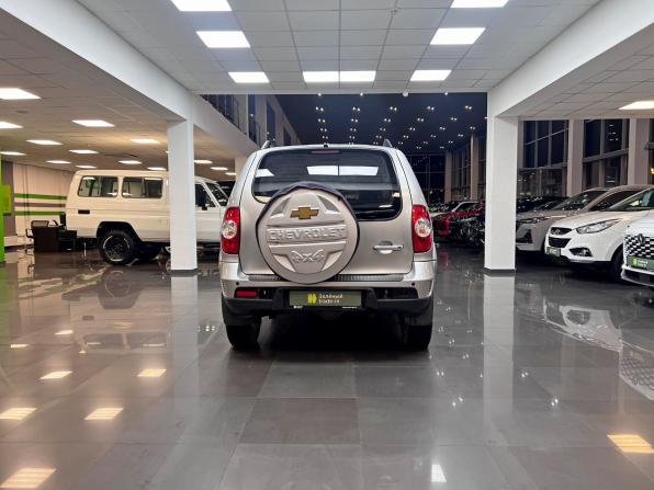 Chevrolet Niva I Рестайлинг с пробегом 2012 года, цена 540 000 рублей, 142938 км, внедорожник, Автокод Объявления