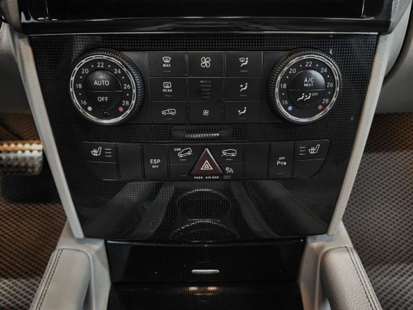 Mercedes-Benz M-Класс II (W164) Рестайлинг с пробегом 2009 года, цена 1 850 000 рублей, 305948 км, внедорожник, Автокод Объявления