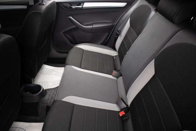 Skoda Rapid I Рестайлинг с пробегом 2019 года, цена 1 299 000 рублей, 119000 км, лифтбек, Автокод Объявления