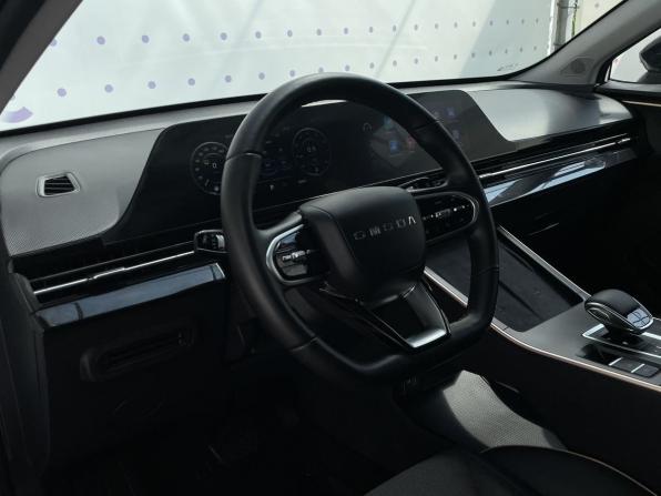 Omoda C5 I с пробегом 2023 года, цена 1 800 000 рублей, 25836 км, внедорожник, Автокод Объявления