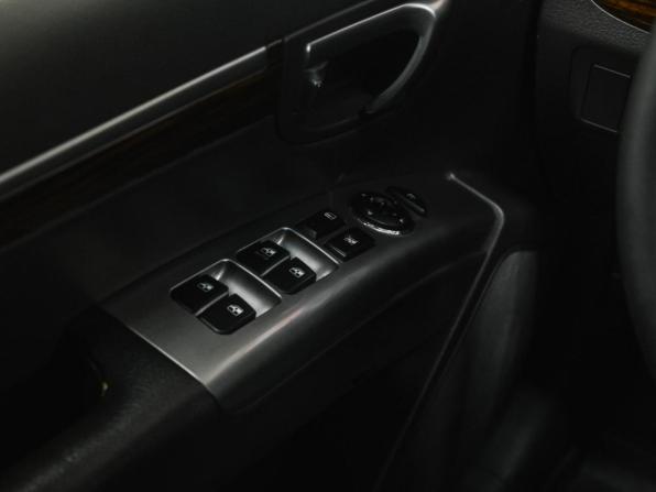 Hyundai Santa Fe II Рестайлинг с пробегом 2011 года, цена 1 349 000 рублей, 176286 км, внедорожник, Автокод Объявления