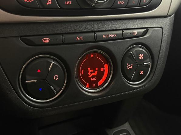Citroen C-Elysee I с пробегом 2013 года, цена 649 000 рублей, 204000 км, седан, Автокод Объявления