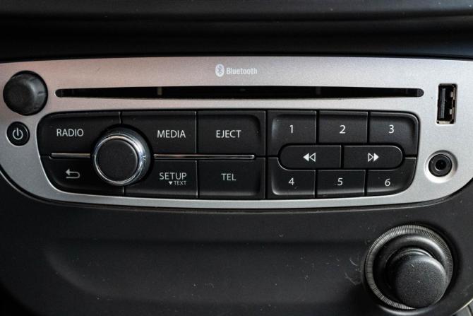 Renault Fluence I Рестайлинг с пробегом 2014 года, цена 719 000 рублей, 213142 км, седан, Автокод Объявления