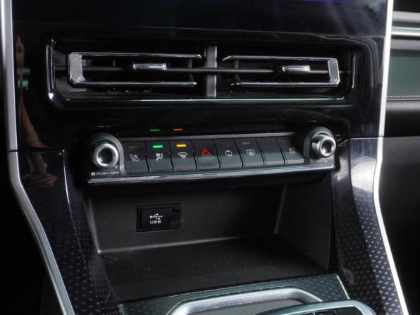 Haval M6 II с пробегом 2023 года, цена 1 850 000 рублей, 35753 км, внедорожник, Автокод Объявления