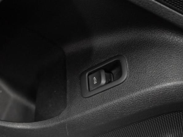 Audi Q2 I с пробегом 2018 года, цена 2 320 000 рублей, 110171 км, внедорожник, Автокод Объявления