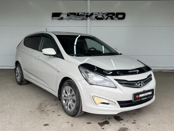 Hyundai Solaris I Рестайлинг с пробегом 2016 года, цена 999 000 рублей, 132200 км, хэтчбек, Автокод Объявления