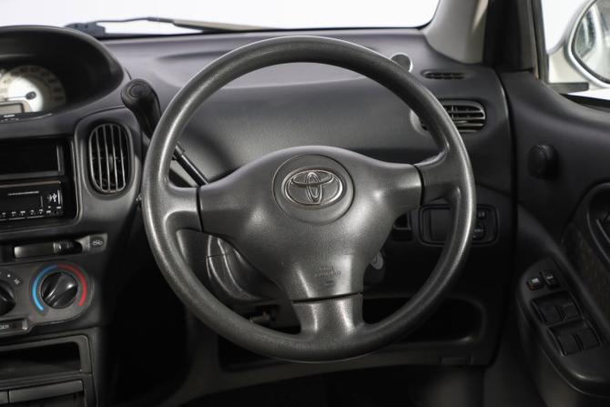 Toyota FunCargo с пробегом 2003 года, цена 499 000 рублей, 273000 км, компактвэн, Автокод Объявления