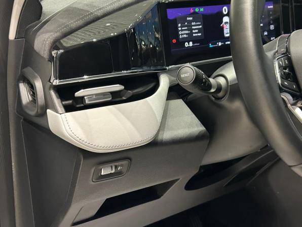 Geely Atlas II с пробегом 2024 года, цена 2 645 000 рублей, 62566 км, внедорожник, Автокод Объявления