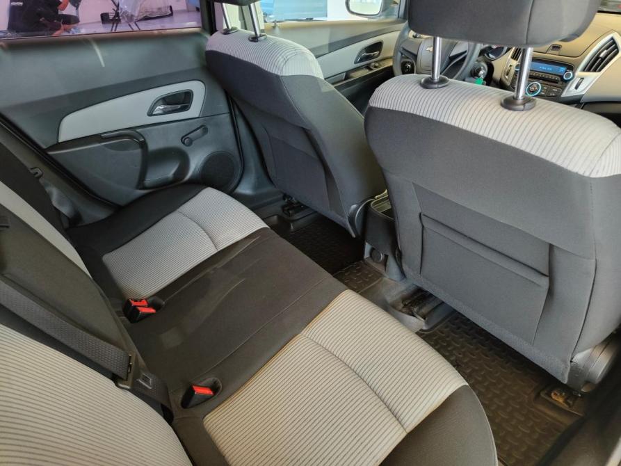 Chevrolet Cruze I Рестайлинг Санкт-Петербург  - изображение 8