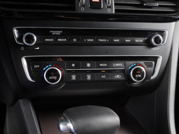 Kia Optima IV Рестайлинг с пробегом 2019 года, цена 2 290 000 рублей, 145322 км, седан, Автокод Объявления