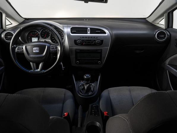 SEAT Leon II Рестайлинг с пробегом 2011 года, цена 699 000 рублей, 195227 км, хэтчбек, Автокод Объявления