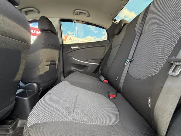 Hyundai Solaris I с пробегом 2014 года, цена 700 000 рублей, 217036 км, седан, Автокод Объявления