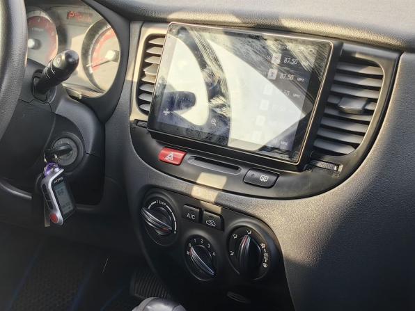 Kia Rio II Рестайлинг с пробегом 2010 года, цена 579 000 рублей, 140000 км, седан, Автокод Объявления