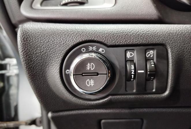 Opel Astra J Рестайлинг с пробегом 2012 года, цена 840 000 рублей, 260103 км, хэтчбек, Автокод Объявления