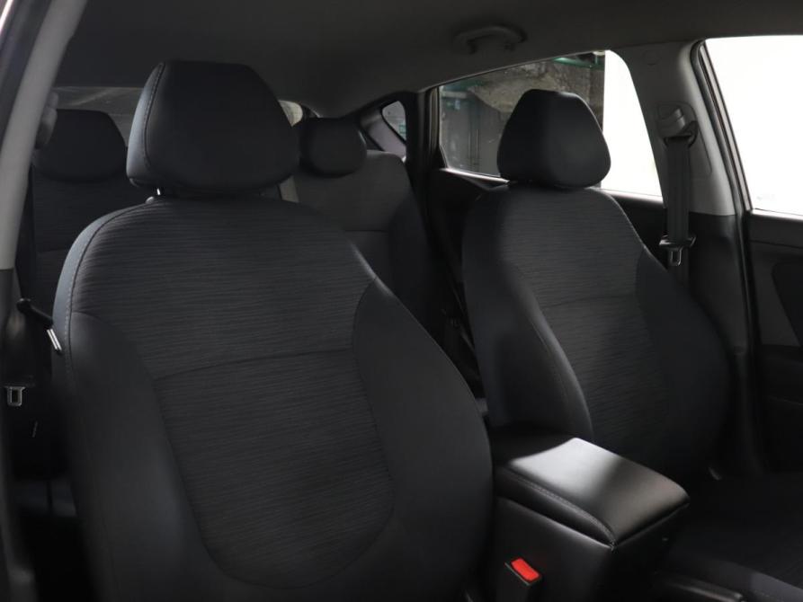Hyundai Solaris I Рестайлинг Москва  - изображение 17