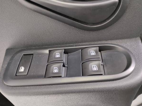 Lada (ВАЗ) Largus I Рестайлинг с пробегом 2024 года, цена 1 400 000 рублей, 20420 км, универсал, Автокод Объявления