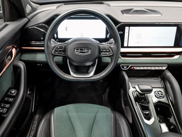 Geely Monjaro I с пробегом 2023 года, цена 3 780 000 рублей, 32656 км, внедорожник, Автокод Объявления