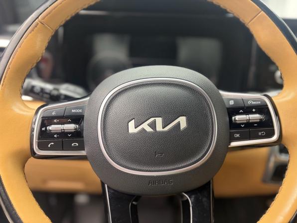 Kia Sorento IV с пробегом 2022 года, цена 3 600 000 рублей, 96700 км, внедорожник, Автокод Объявления