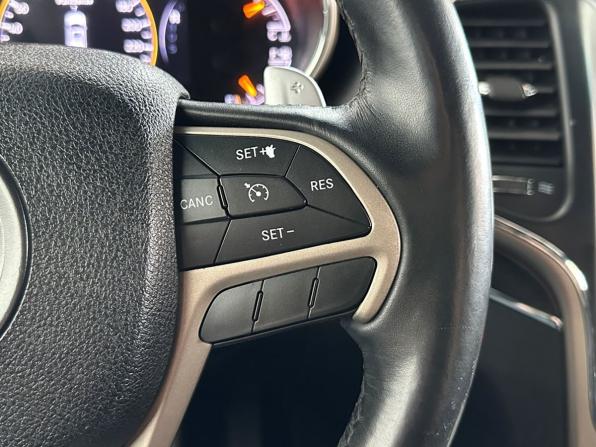 Jeep Grand Cherokee IV (WK2) с пробегом 2013 года, цена 1 735 000 рублей, 317034 км, внедорожник, Автокод Объявления