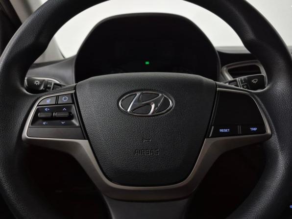 Hyundai Solaris II с пробегом 2019 года, цена 1 425 000 рублей, 102570 км, седан, Автокод Объявления
