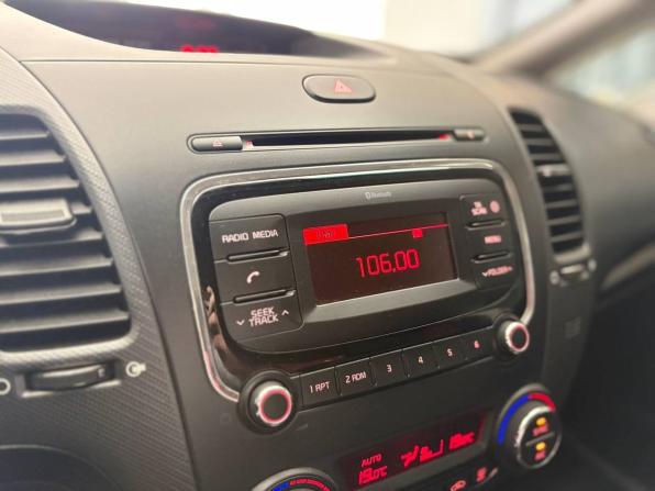 Kia Cerato III Рестайлинг (Classic) с пробегом 2018 года, цена 887 200 рублей, 244011 км, седан, Автокод Объявления