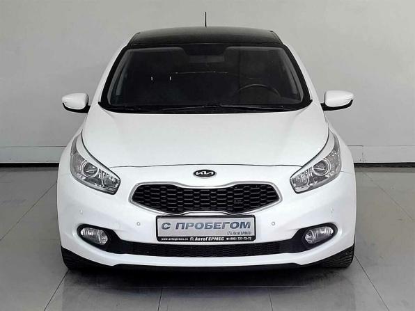 Kia Ceed II Рестайлинг с пробегом 2015 года, цена 1 020 000 рублей, 259255 км, хэтчбек, Автокод Объявления
