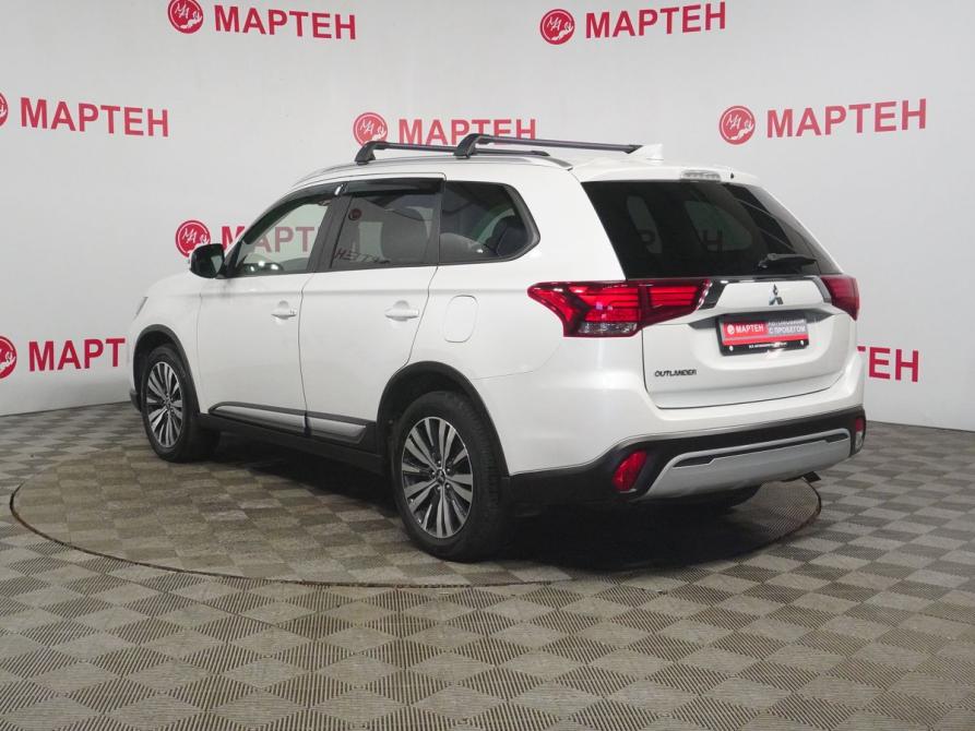 Mitsubishi Outlander III Рестайлинг 3 Вологда  - изображение 8