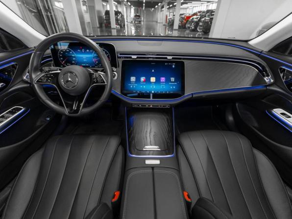 Mercedes-Benz E-Класс VI (W214 S214) с пробегом 2024 года, цена 5 600 000 рублей, 36992 км, седан, Автокод Объявления