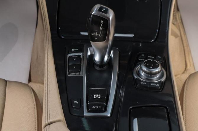 BMW 5 серии VI (F10/F11/F07) с пробегом 2011 года, цена 1 799 000 рублей, 291000 км, седан, Автокод Объявления