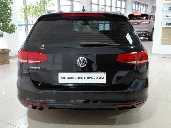 Volkswagen Passat B8 с пробегом 2018 года, цена 1 600 000 рублей, 261459 км, универсал, Автокод Объявления