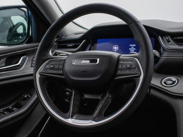 Jeep Grand Cherokee V (WL) с пробегом 2022 года, цена 5 980 000 рублей, 56897 км, внедорожник, Автокод Объявления
