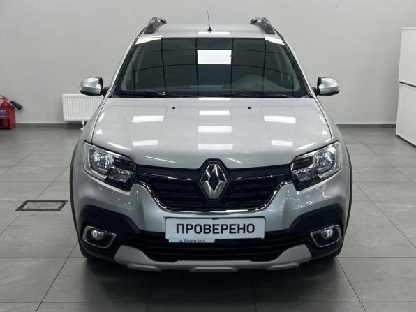 Renault Sandero II Рестайлинг с пробегом 2021 года, цена 1 360 000 рублей, 68417 км, хэтчбек, Автокод Объявления