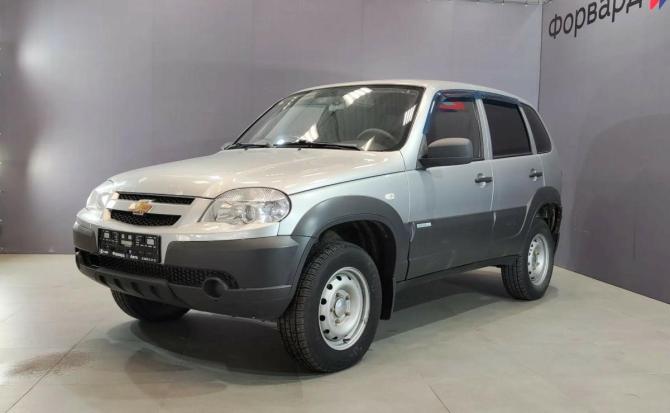 Chevrolet Niva I Рестайлинг с пробегом 2015 года, цена 515 000 рублей, 123186 км, внедорожник, Автокод Объявления