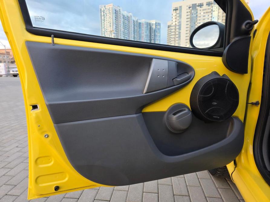 Peugeot 107 I Ростов-на-Дону  - изображение 15